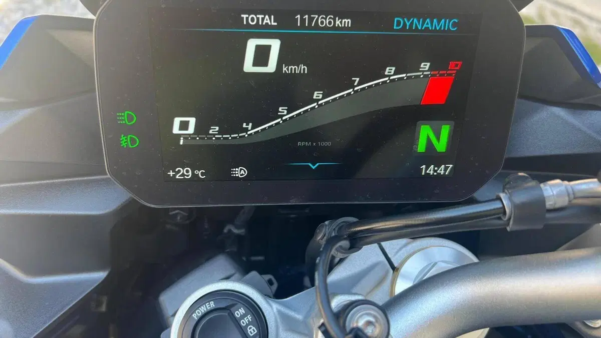 Bmw F 900 XR (2020 - 24)  (2)