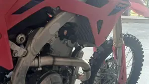 Honda CRF 250R (2024)  (2)