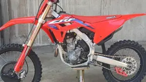 Honda CRF 250R (2024)  (7)