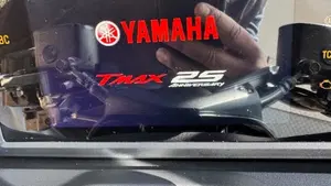 Yamaha T-Max 560 25th Anniversary (2026) 