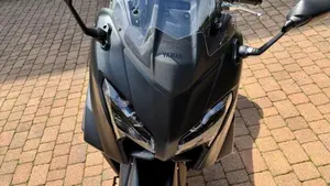 Yamaha T-Max 560 25th Anniversary (2026)  (5)