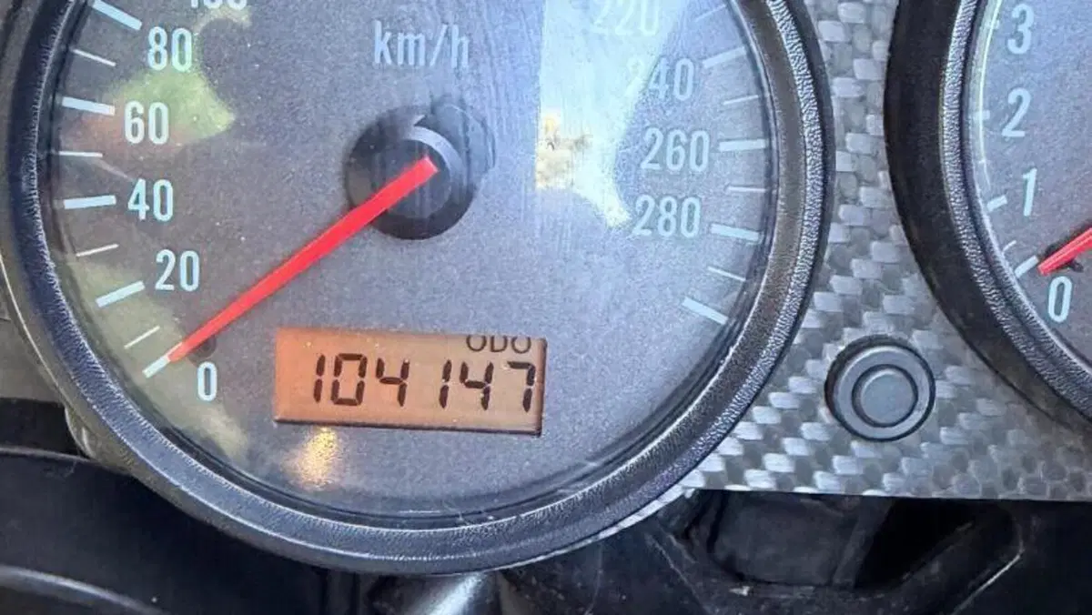 Kawasaki Ninja 900 ZX-9R (1998 - 01)  (6)