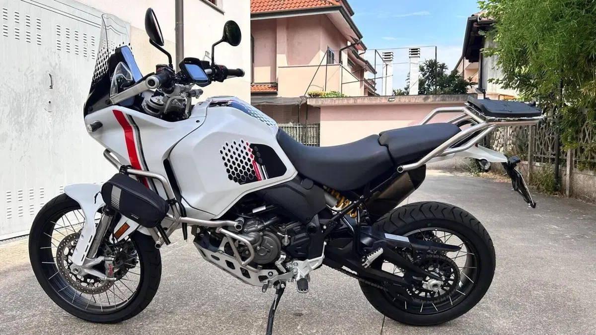 Ducati DesertX (2022 - 25)  (4)