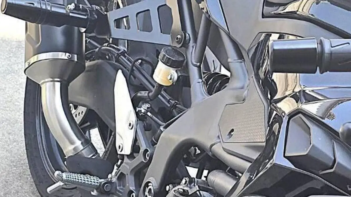 Kawasaki Ninja ZX-4R (2024 - 26)  (3)