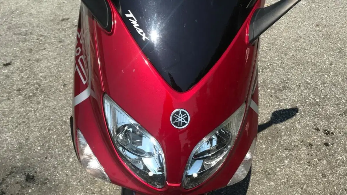 Yamaha T-Max 500 (2001 - 03)  (4)