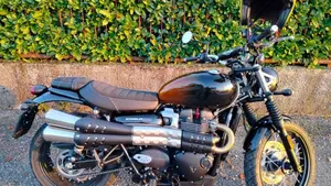 Triumph Scrambler 900 Stealth Edition (2024)  (2)