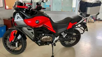 QJ Motor SVT 650 X (2025 - 26) usata
