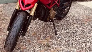 Ducati Hypermotard 1100 S (2007 - 09)  (2)