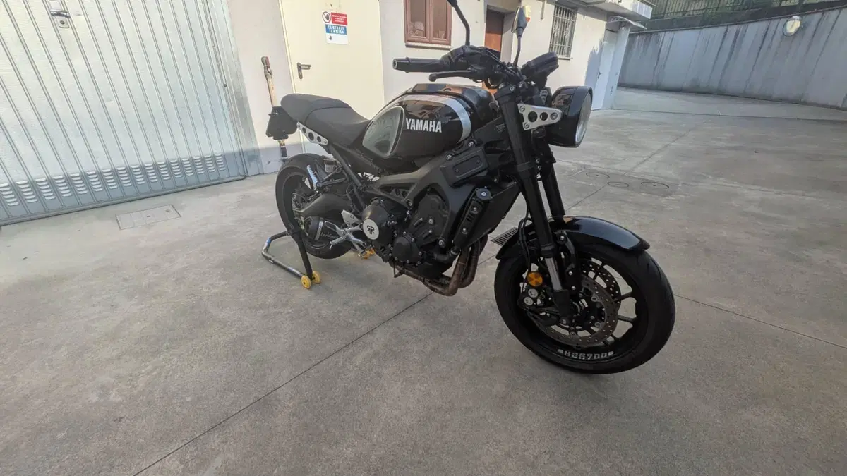 Yamaha XSR 900 ABS (2016 - 20)  (3)