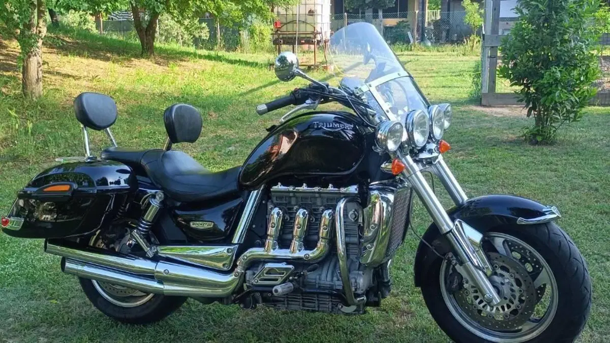 Triumph Rocket 3 (2004 - 11) 