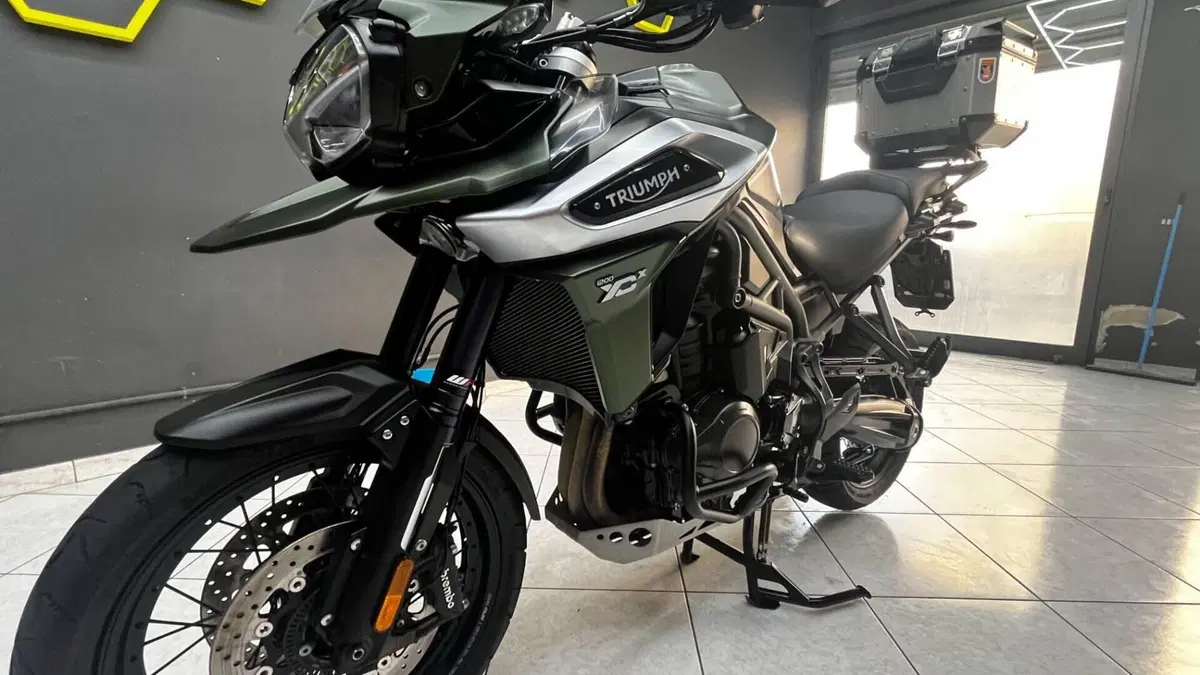 Triumph Tiger 1200 XCx (2018 - 20)  (3)
