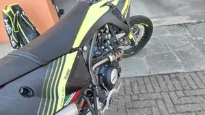 Fantic Motor XMF 125 Motard Performance 4T (2023 - 24)  (5)
