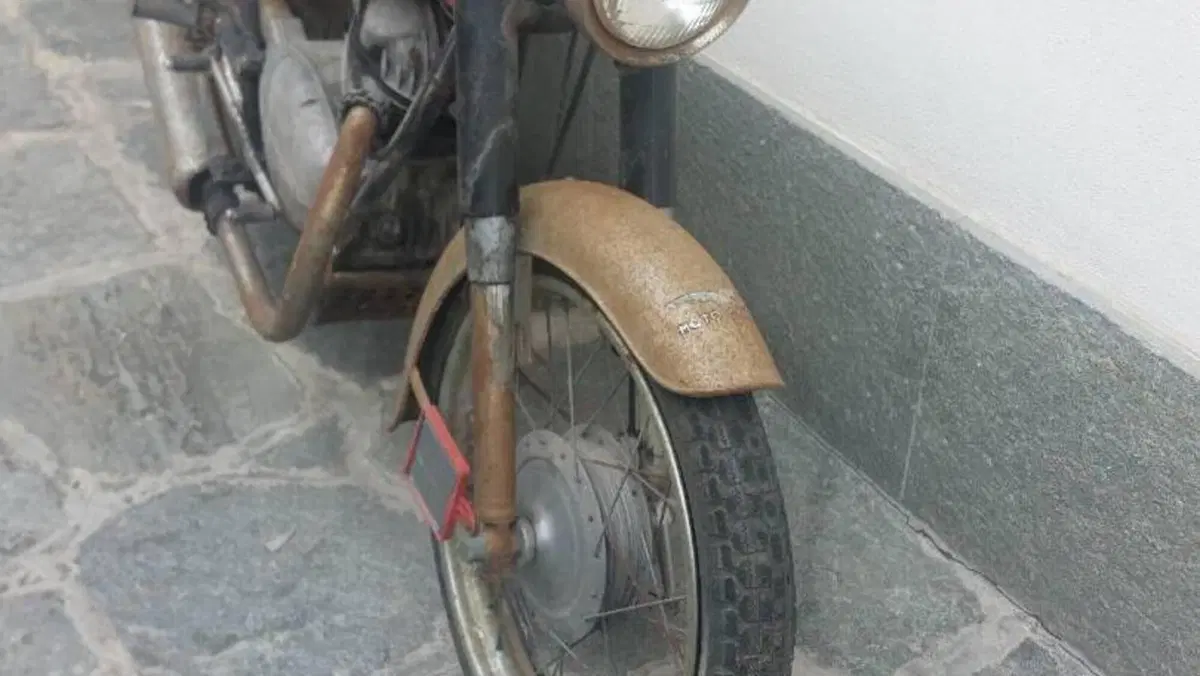 Moto Guzzi   (4)