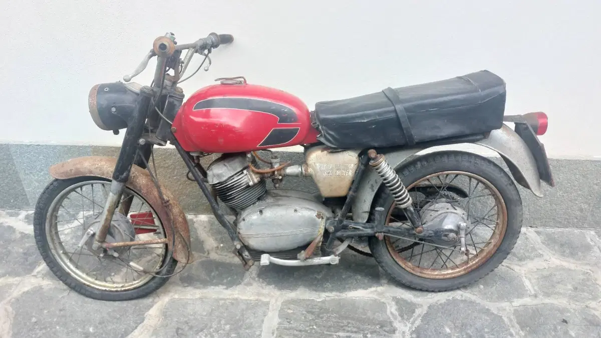 Moto Guzzi   (5)
