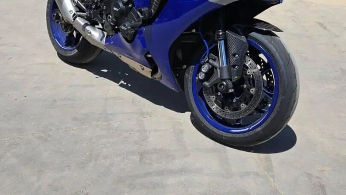 Yamaha YZF R1 (2020 - 25) 