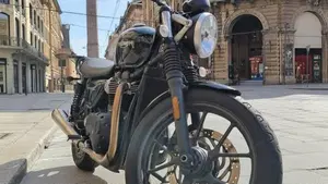 Triumph Street Twin 900 (2017 - 18) 
