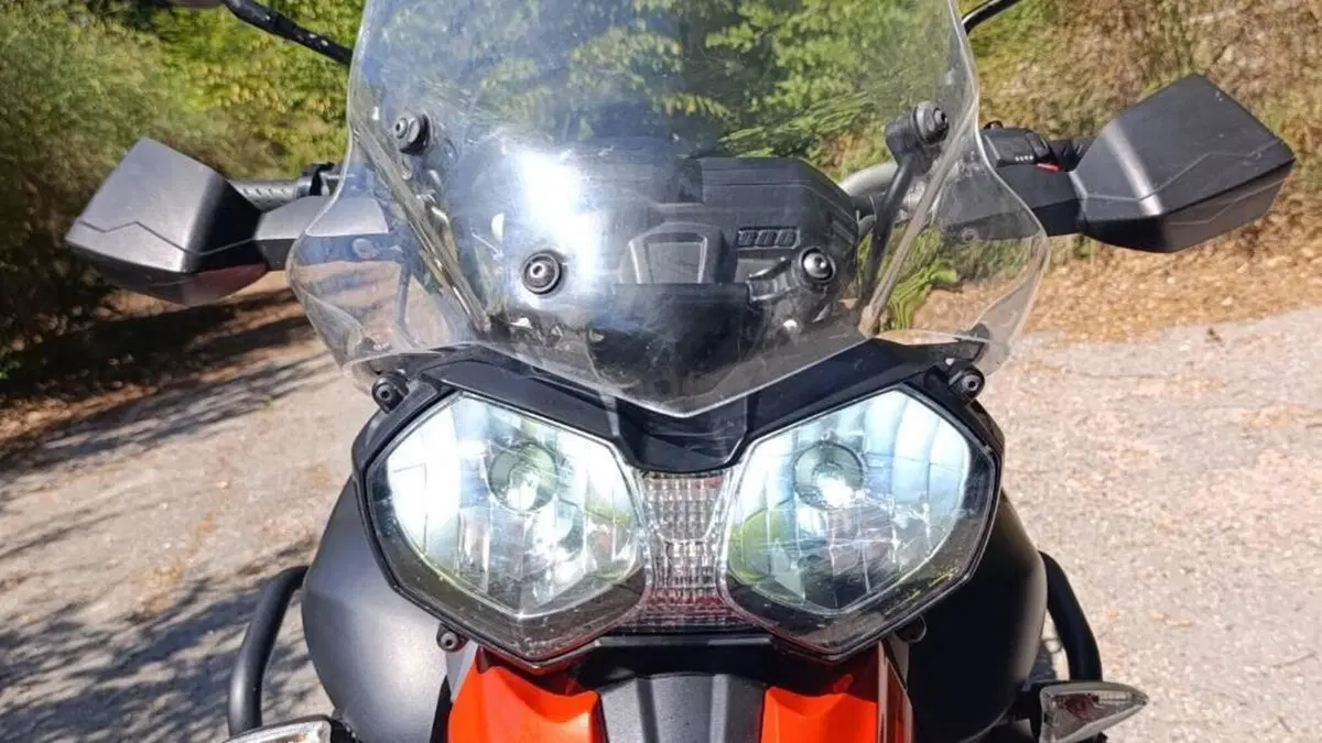 Triumph Tiger 800 XC ABS (2010 - 14)  (8)