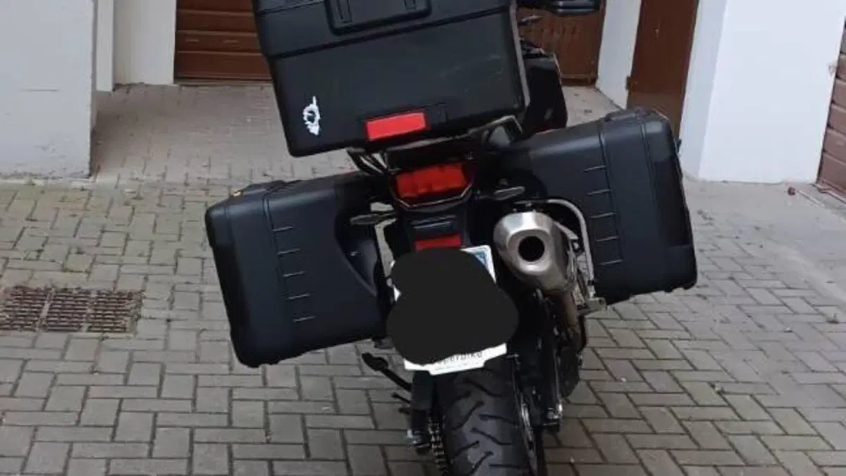 Bmw F 750 GS (2021 - 24)  (2)
