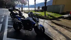 Suzuki GSR 750 (2010 - 15)  (3)