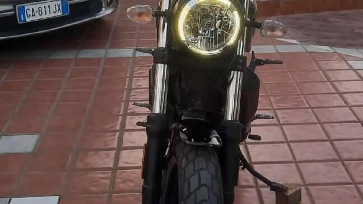 Ducati Scrambler 400 Sixty 2 (2016 - 21)  (2)