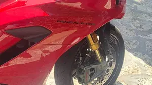Ducati Panigale V2 S (2025 - 26)  (2)