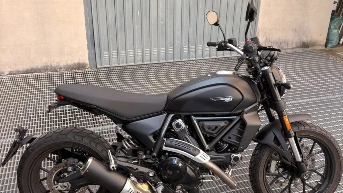 Ducati Scrambler 800 Icon Dark (2025 - 26)  (5)