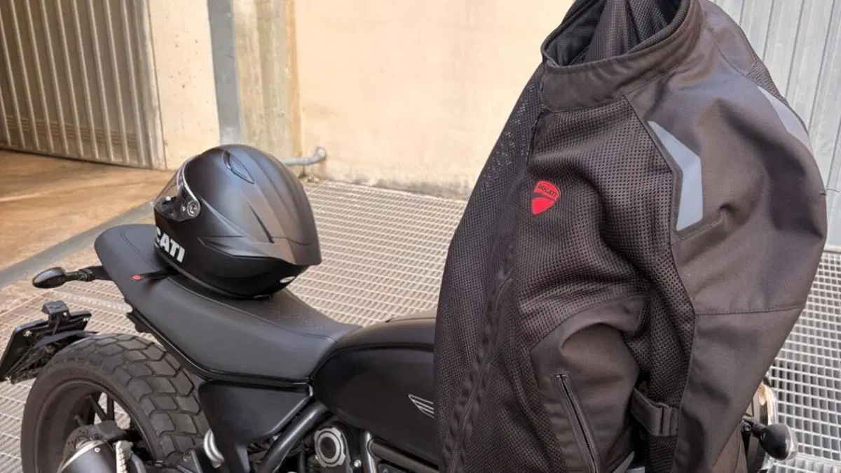 Ducati Scrambler 800 Icon Dark (2025 - 26)  (9)