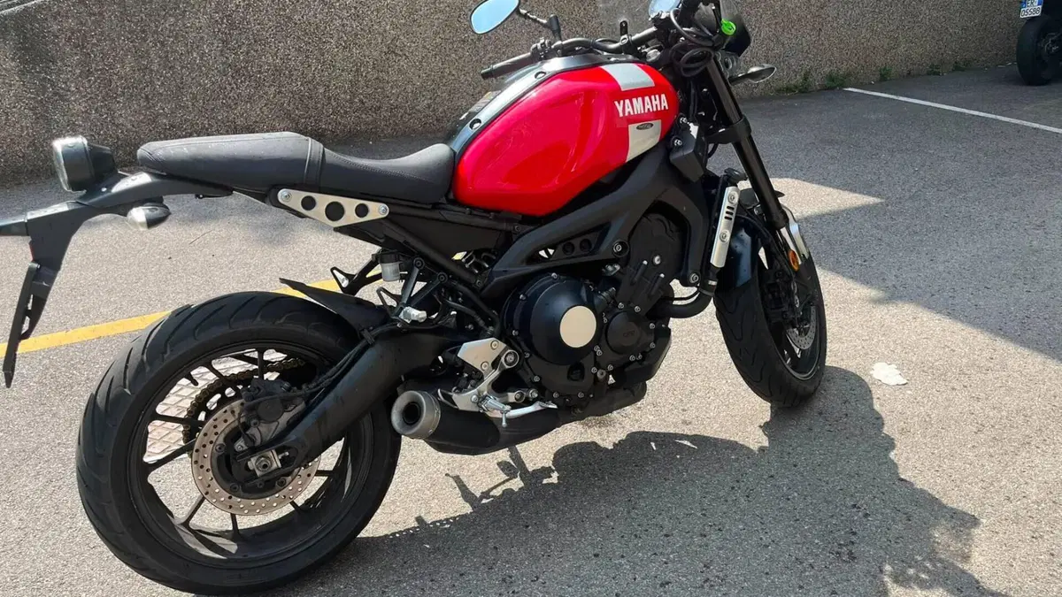 Yamaha XSR 900 ABS (2016 - 20)  (2)