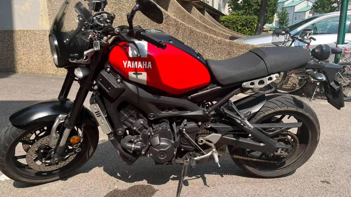 Yamaha XSR 900 ABS (2016 - 20)  (3)