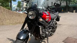 Yamaha XSR 900 ABS (2016 - 20)  (4)