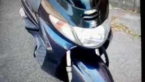 Suzuki Burgman AN 400 (1999 - 00)  (2)
