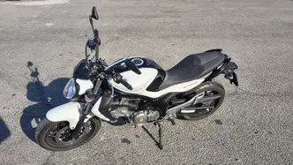 Suzuki Gladius 650 SFV (2009 - 15)
