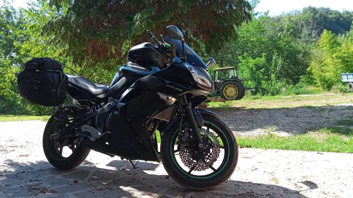 Kawasaki ER-6F (2009 - 11)  (3)