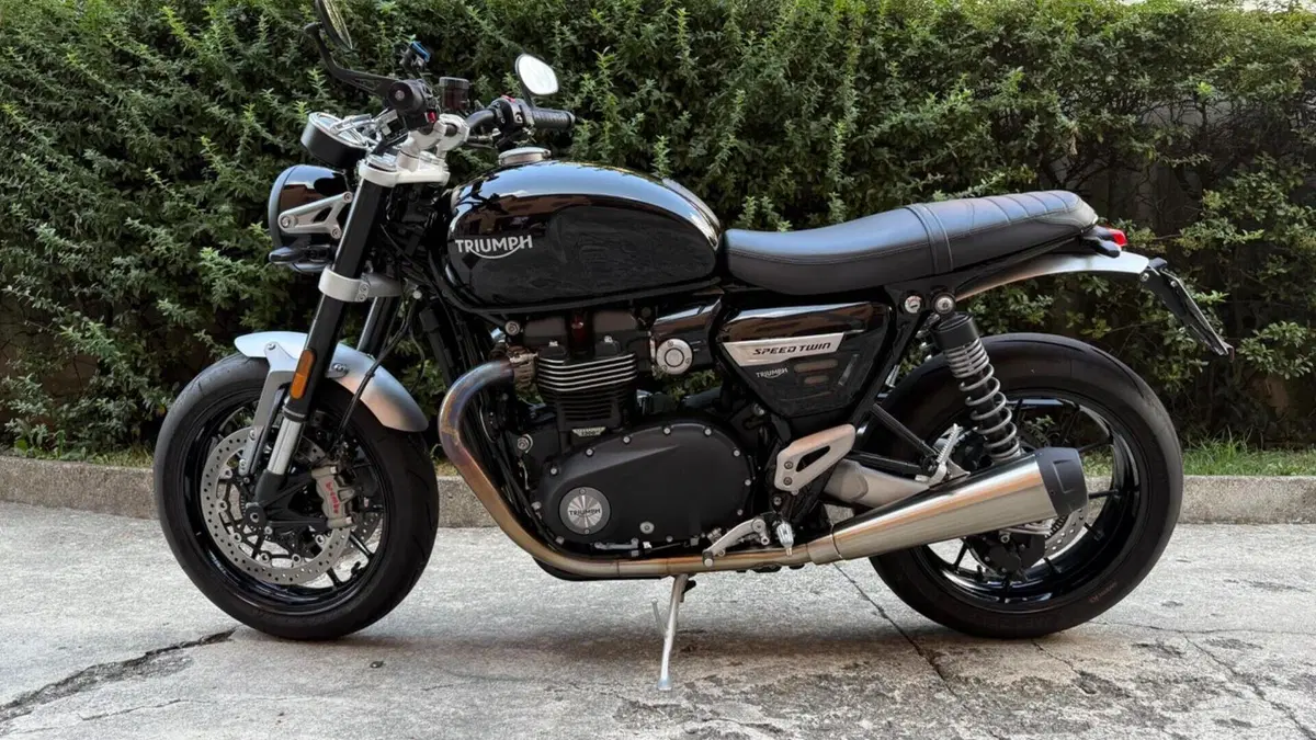 Triumph Speed Twin 1200 (2021 - 24)  (9)