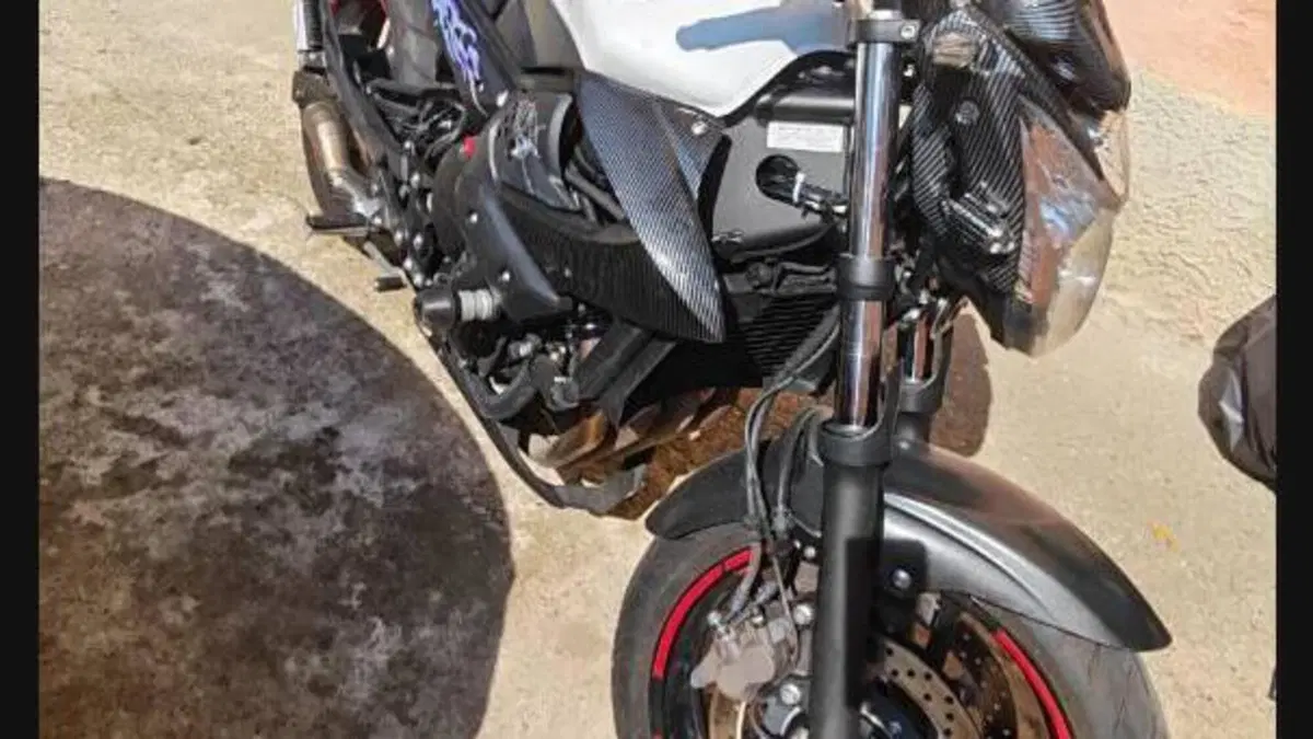 Yamaha XJ6 SP ABS (2013)  (4)
