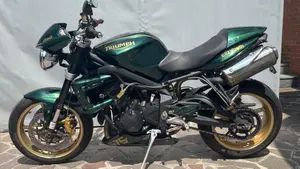 Triumph Street Triple R (2009 - 12) 