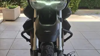 Moto Guzzi V85 TT (2021 - 23) usata