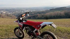 Fantic Motor Motard 50 Performance 2t (2020)  (3)