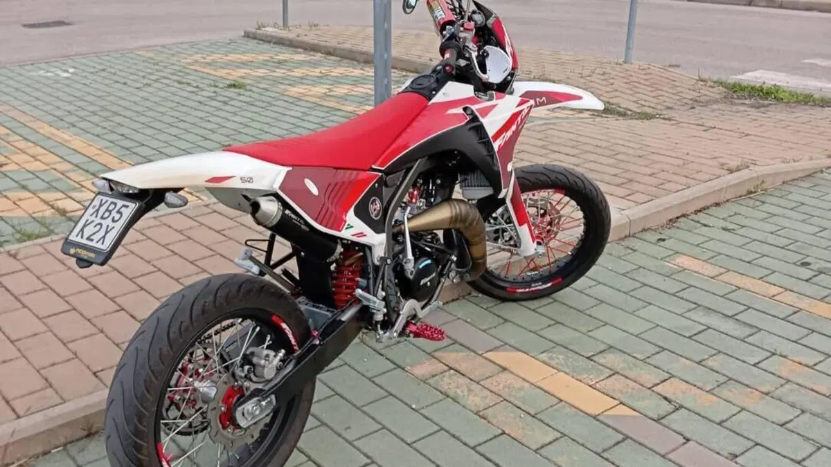 Fantic Motor Motard 50 Performance 2t (2020)  (5)