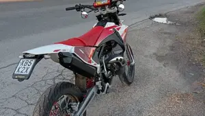 Fantic Motor Motard 50 Performance 2t (2020)  (9)