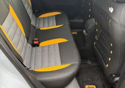 Jeep Avenger 1.2 turbo e-hybrid mhev The North Face 4xe 145cv edct6 (14)