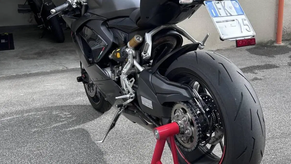 Ducati Panigale V2 (2021 - 24)  (3)