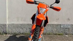 KTM 500 EXC-F (2022)  (2)