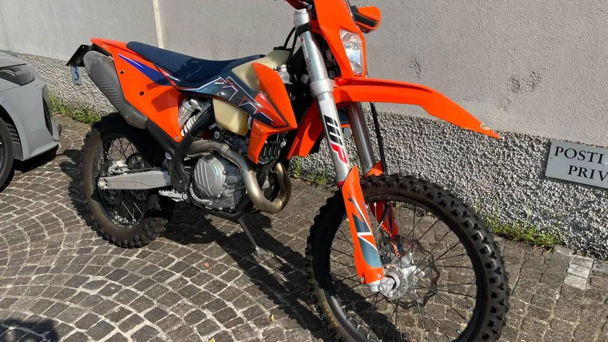 KTM 500 EXC-F (2022)  (4)