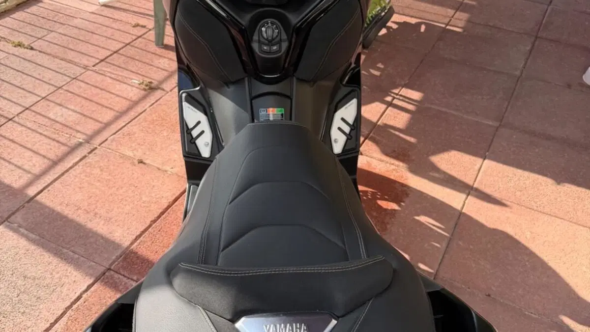 Yamaha X-Max 300 Tech Max (2021 - 24)  (3)