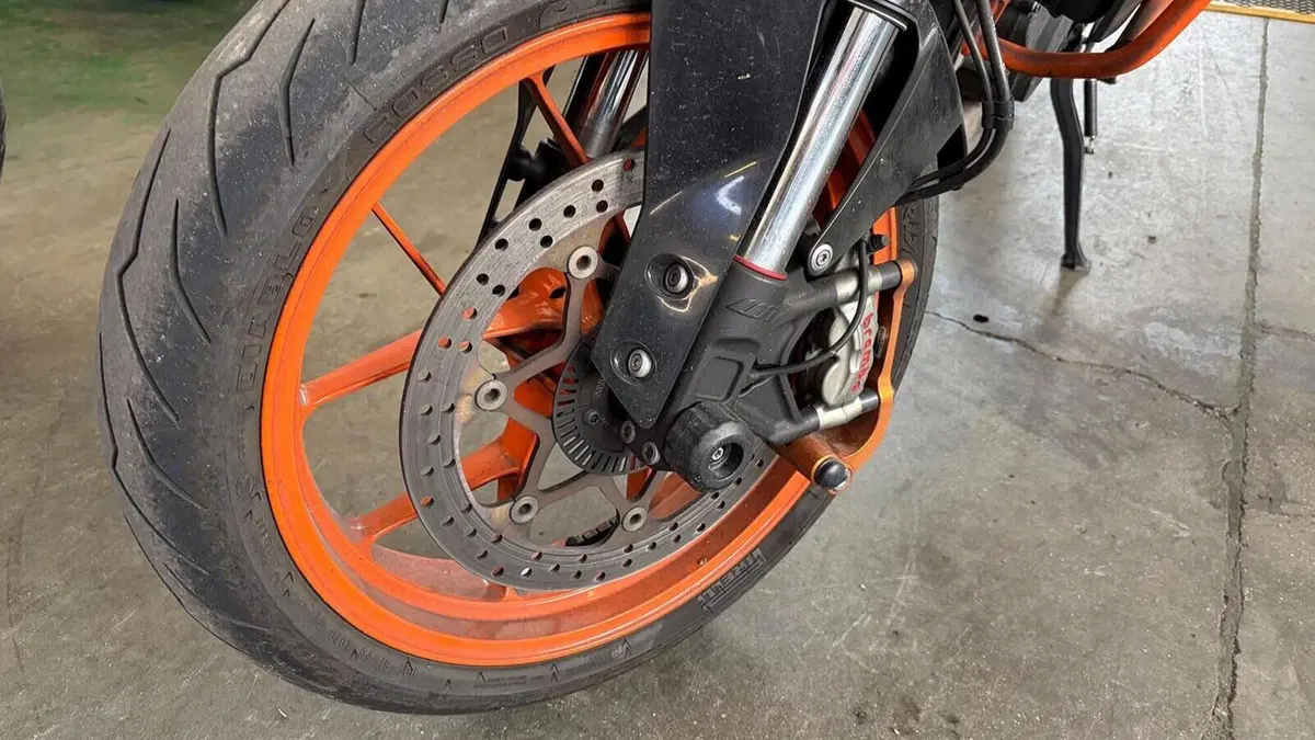 KTM 690 Duke R (2010 - 15)  (5)