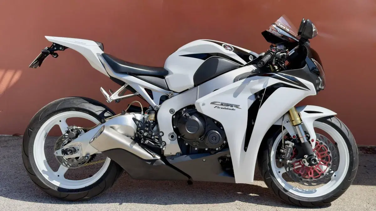 Honda CBR 1000 RR Fireblade (2008 - 11) 