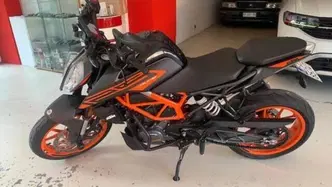 KTM 125 Duke (2021 - 23) usata