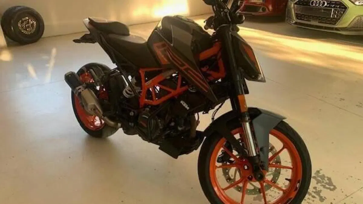 KTM 125 Duke (2021 - 23)  (3)