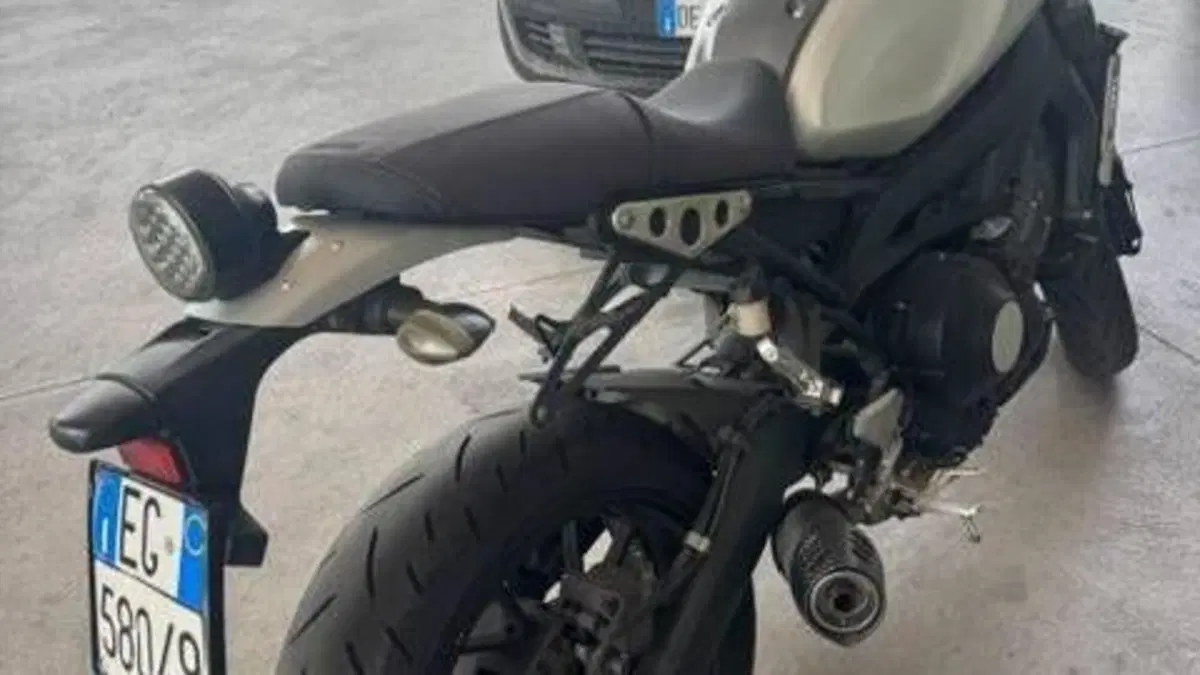 Yamaha XSR 900 ABS (2016 - 20) 
